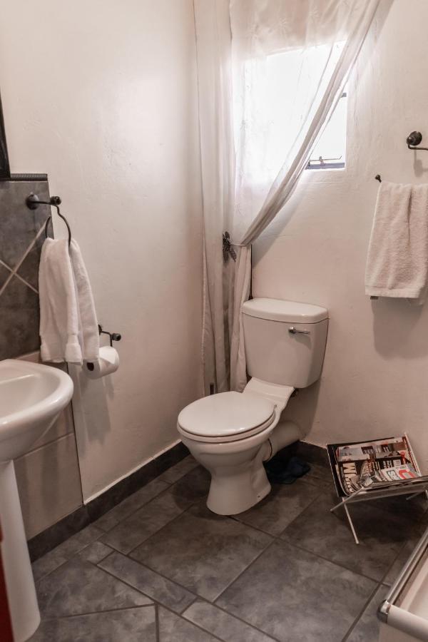 Bastille De Blignaut B&B Эденвейл Экстерьер фото