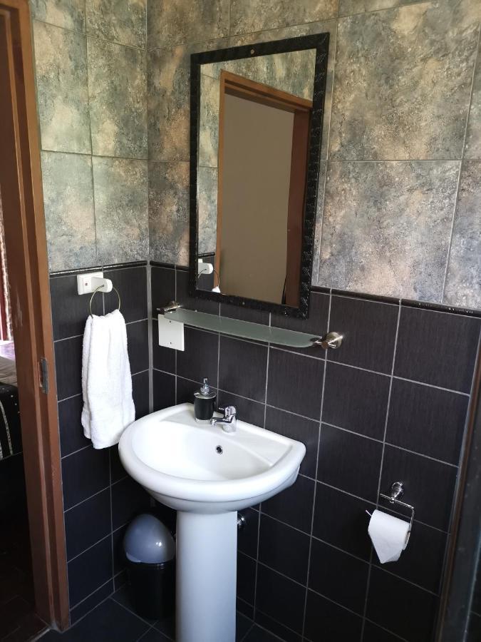 Bastille De Blignaut B&B Эденвейл Экстерьер фото